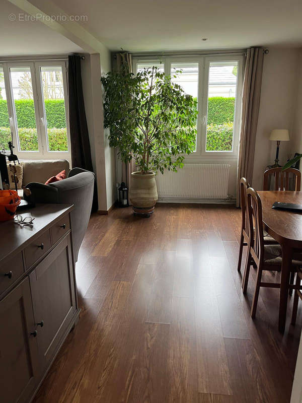 Appartement à SAINT-DENIS-EN-VAL