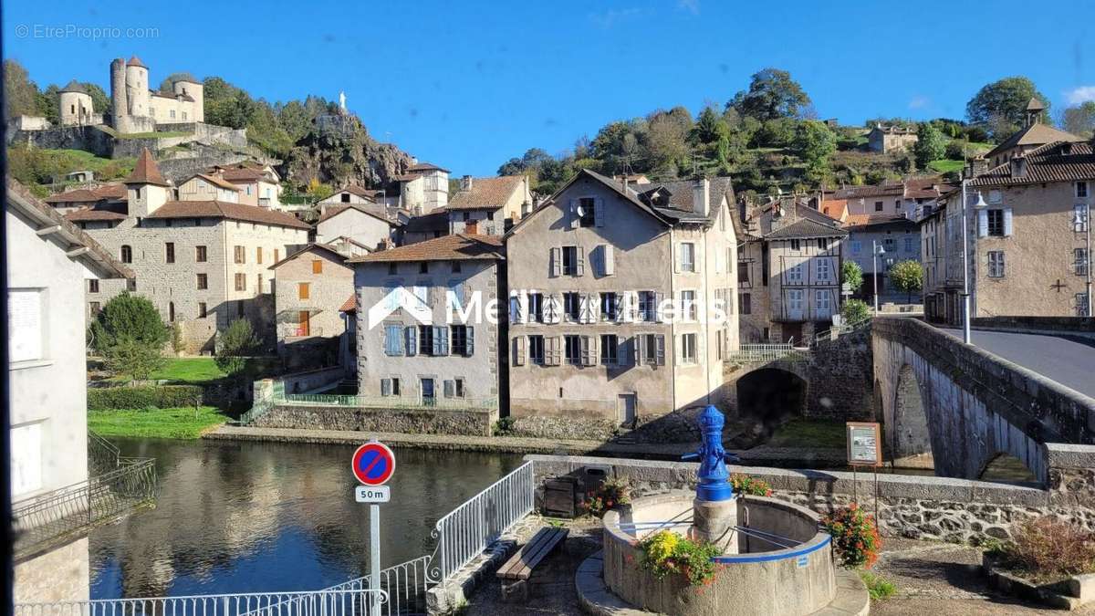 Maison à LAROQUEBROU