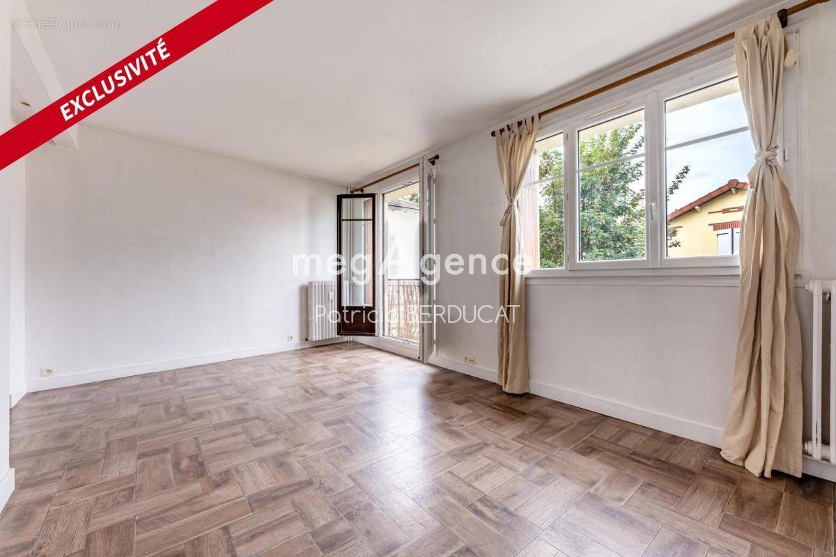 Appartement à FONTENAY-SOUS-BOIS