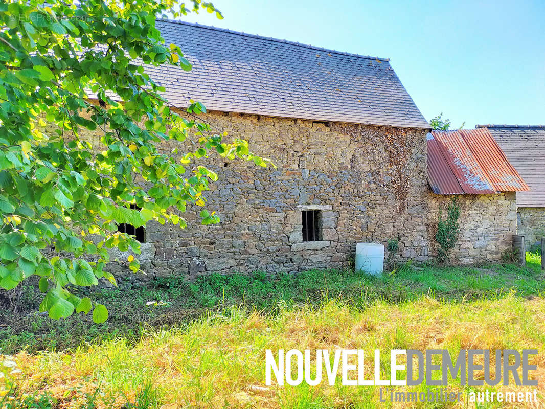 Maison à SAINT-PIERRE-DE-PLESGUEN