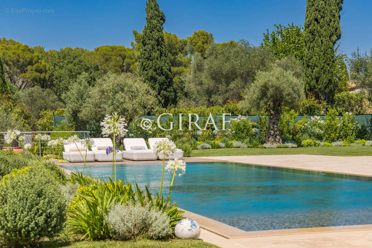 Maison à MOUGINS