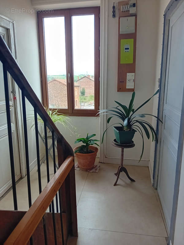 Appartement à COUTOUVRE