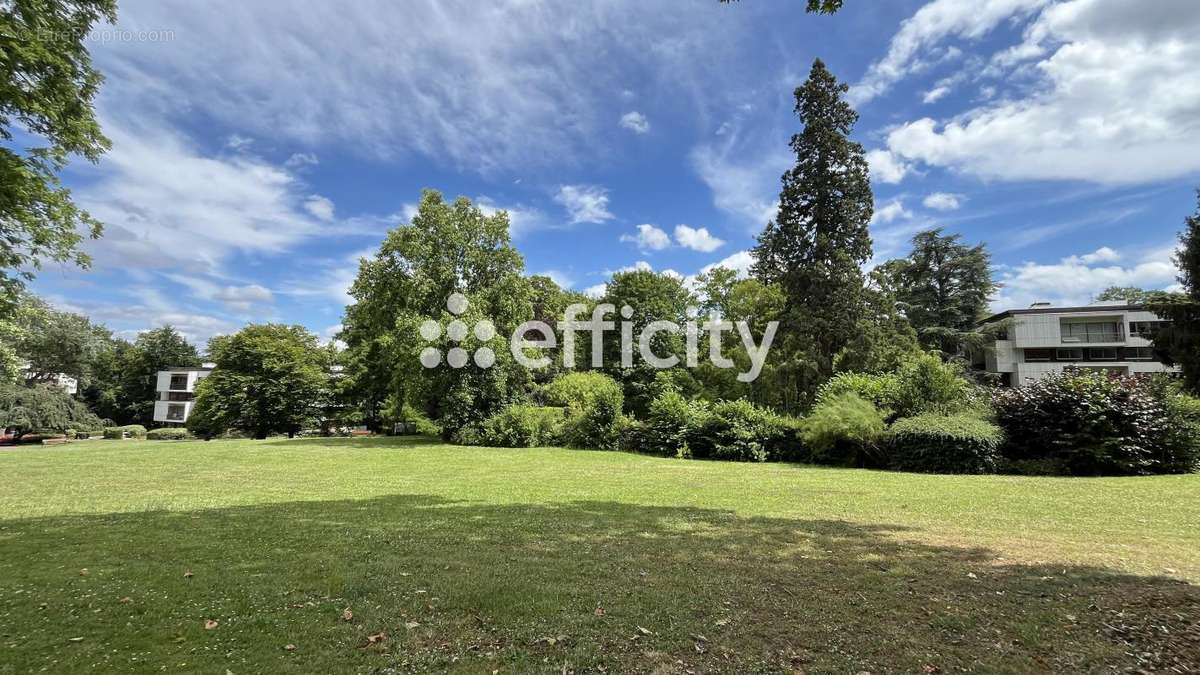 Appartement à LOUVECIENNES