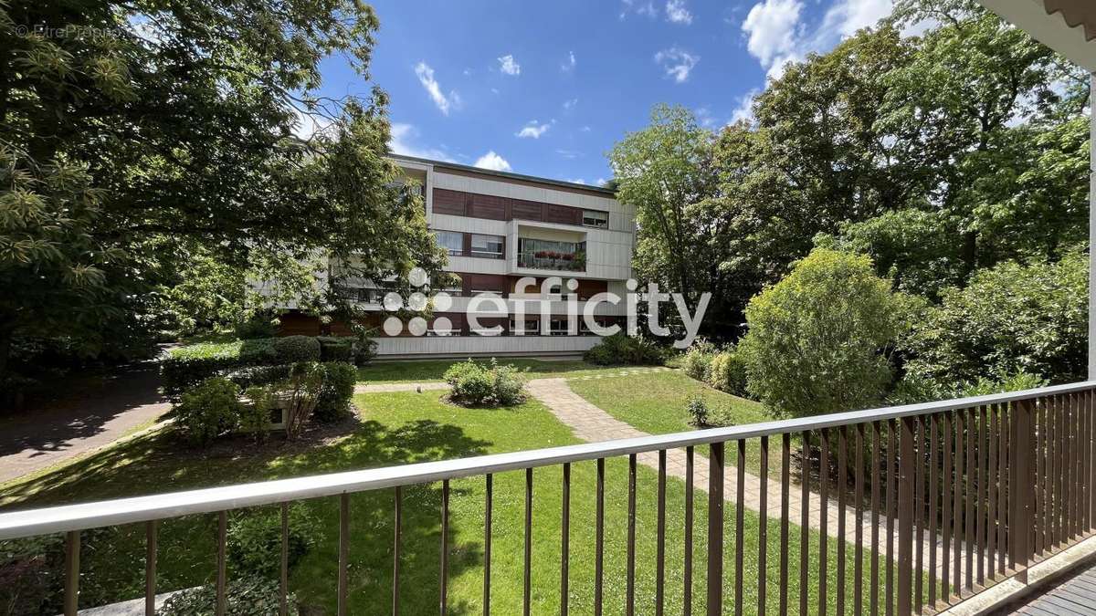 Appartement à LOUVECIENNES