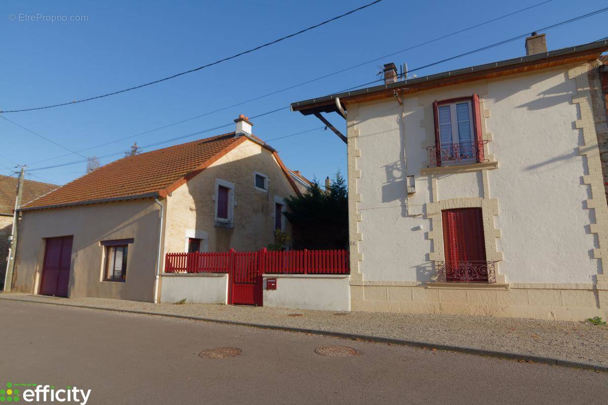 Maison à BLAISY-BAS