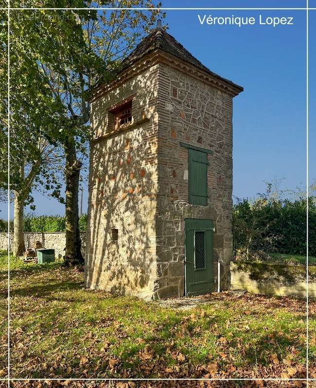 Maison à COLAYRAC-SAINT-CIRQ