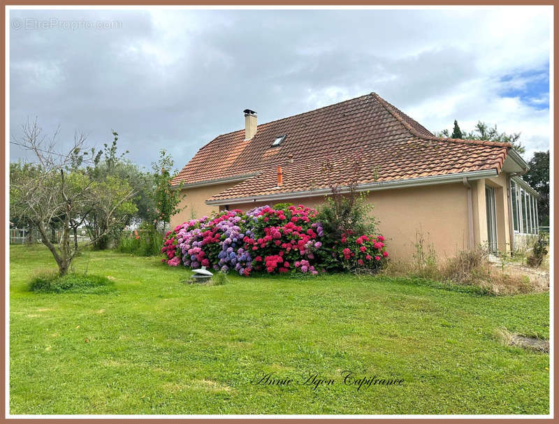 Maison à GUIZERIX