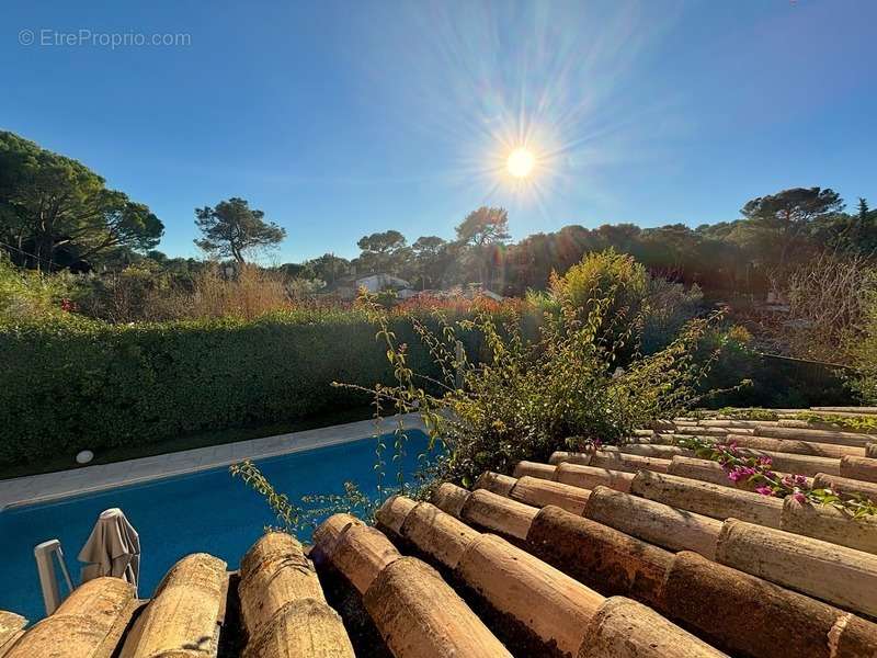 Maison à MOUGINS