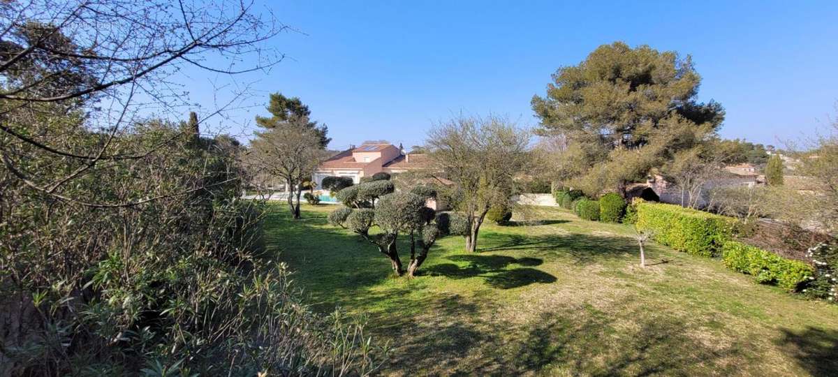 Maison à NIMES