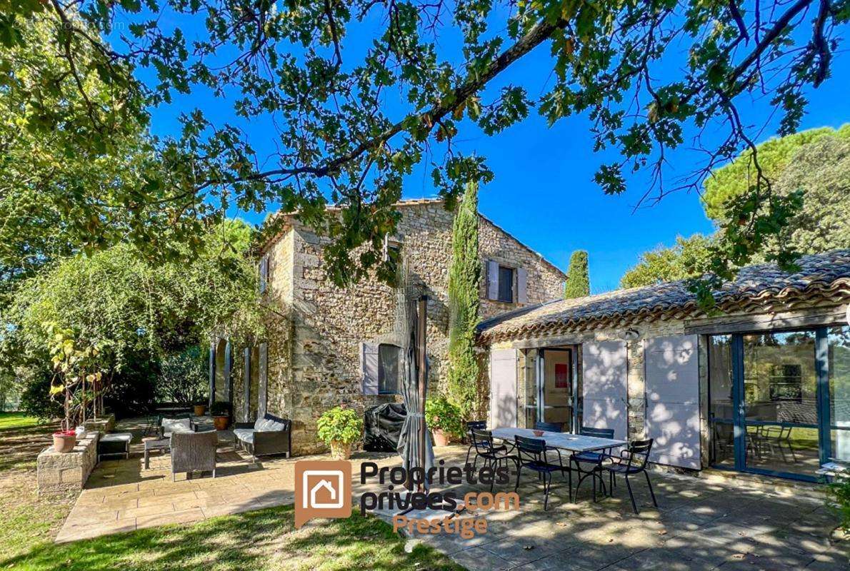 Maison à UZES