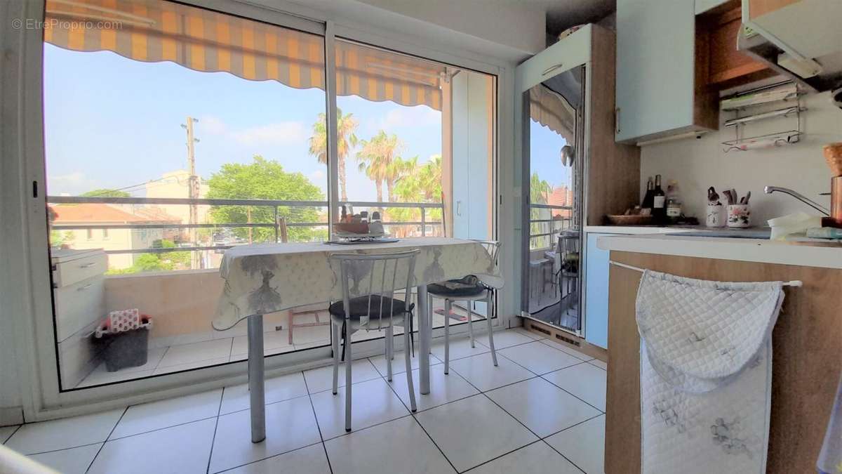 Appartement à FREJUS