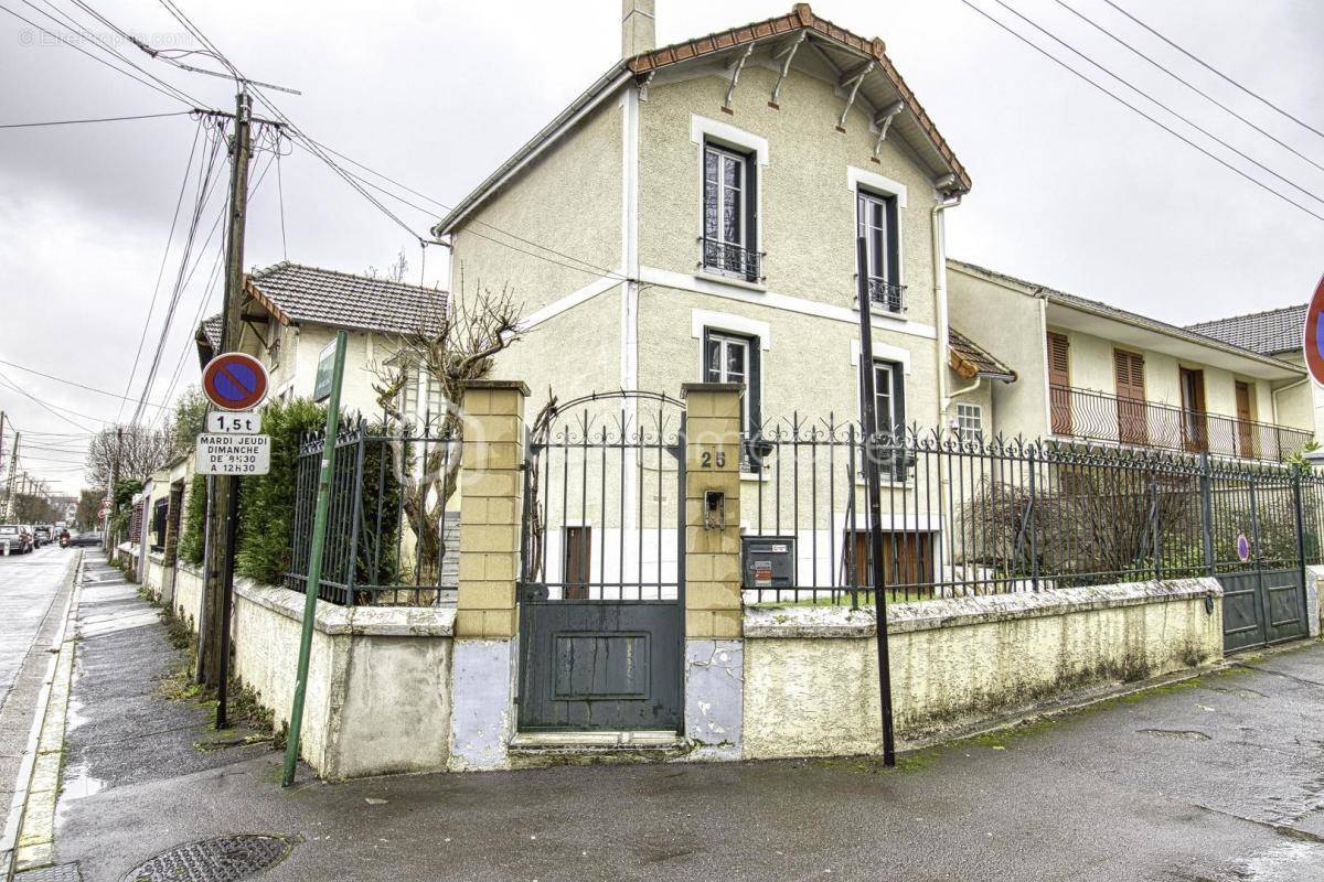 Maison à AULNAY-SOUS-BOIS