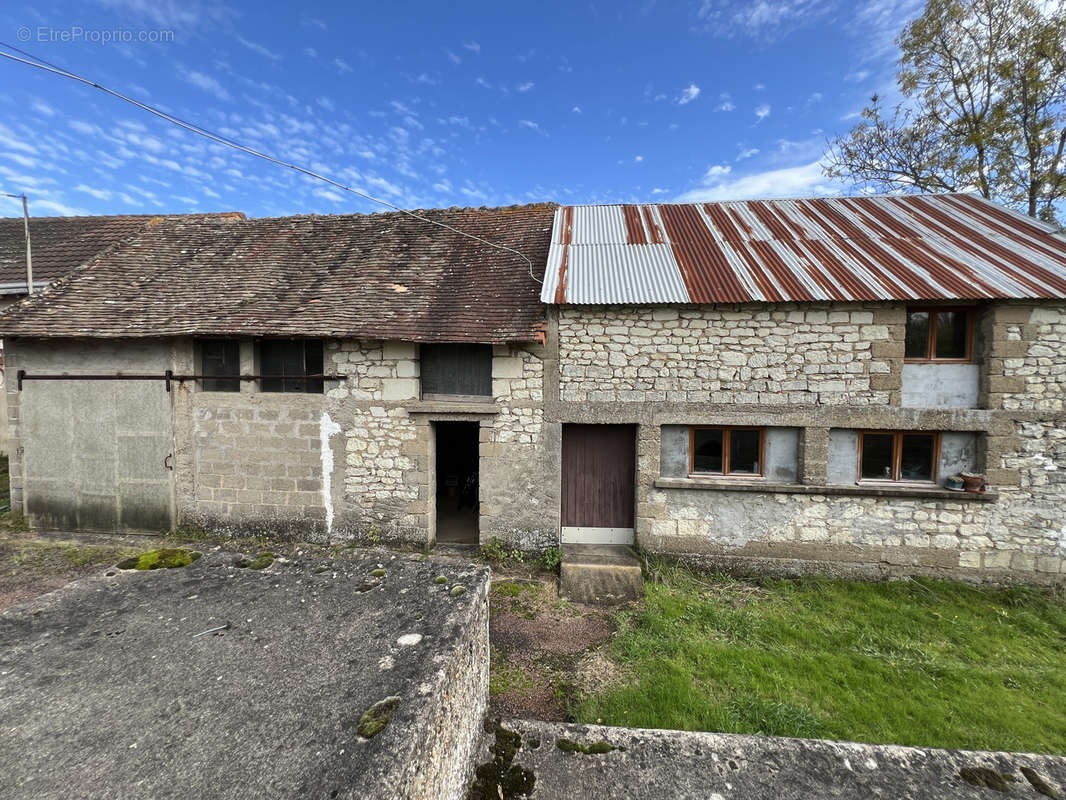 Maison à CHATELLERAULT