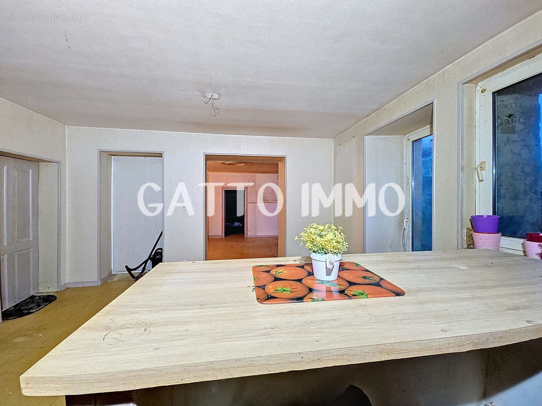 Appartement à DISTROFF