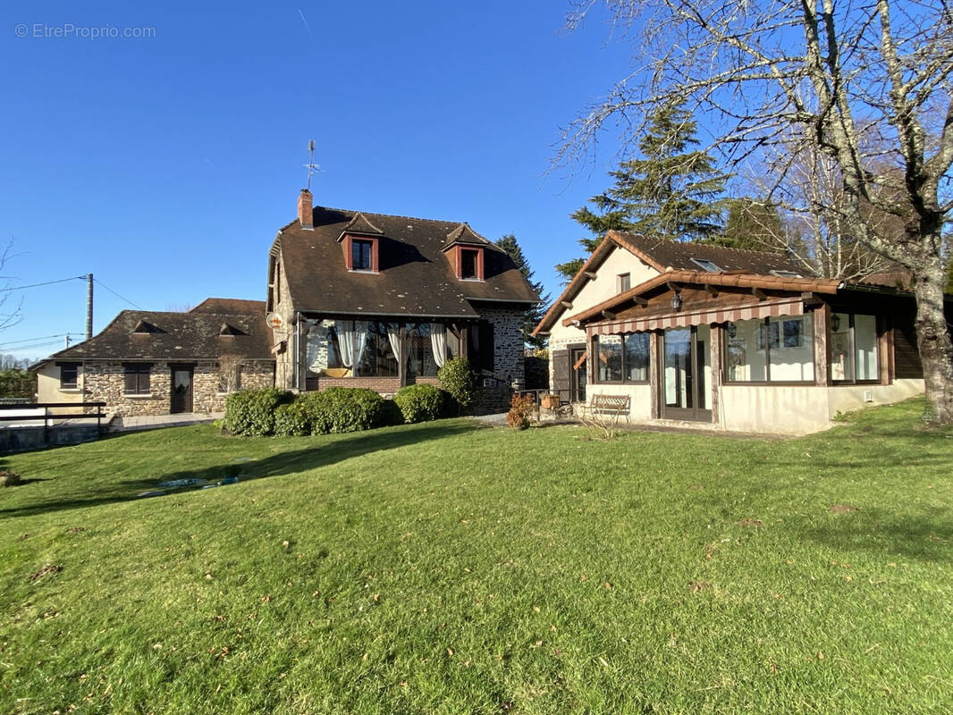 Maison à SAINT-PARDOUX-CORBIER