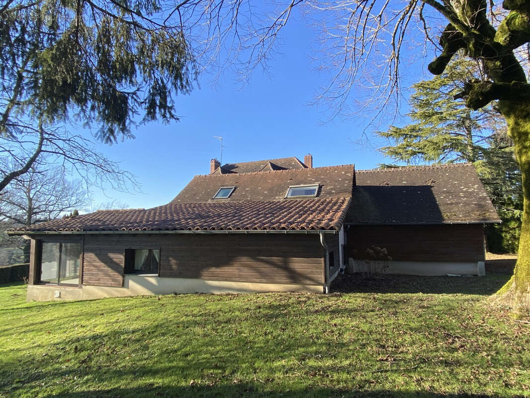 Maison à SAINT-PARDOUX-CORBIER