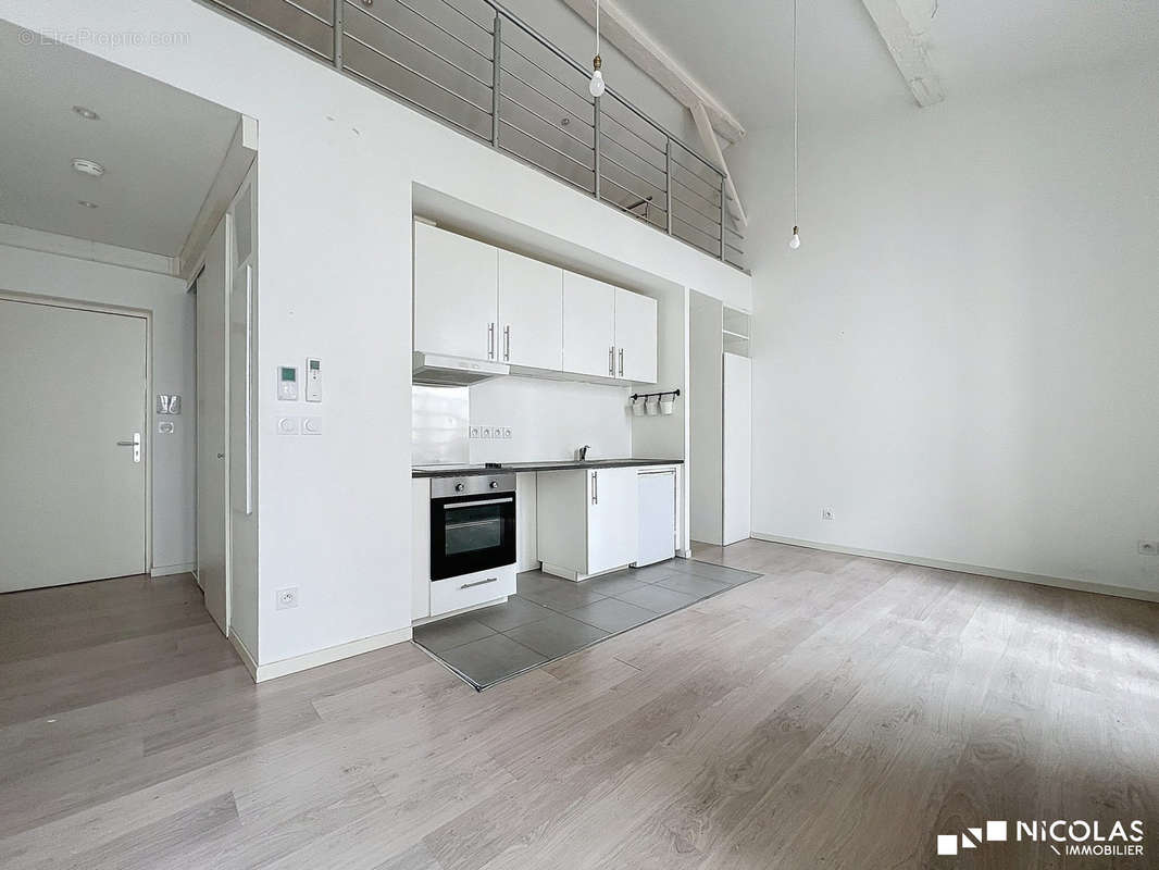 Appartement à BORDEAUX