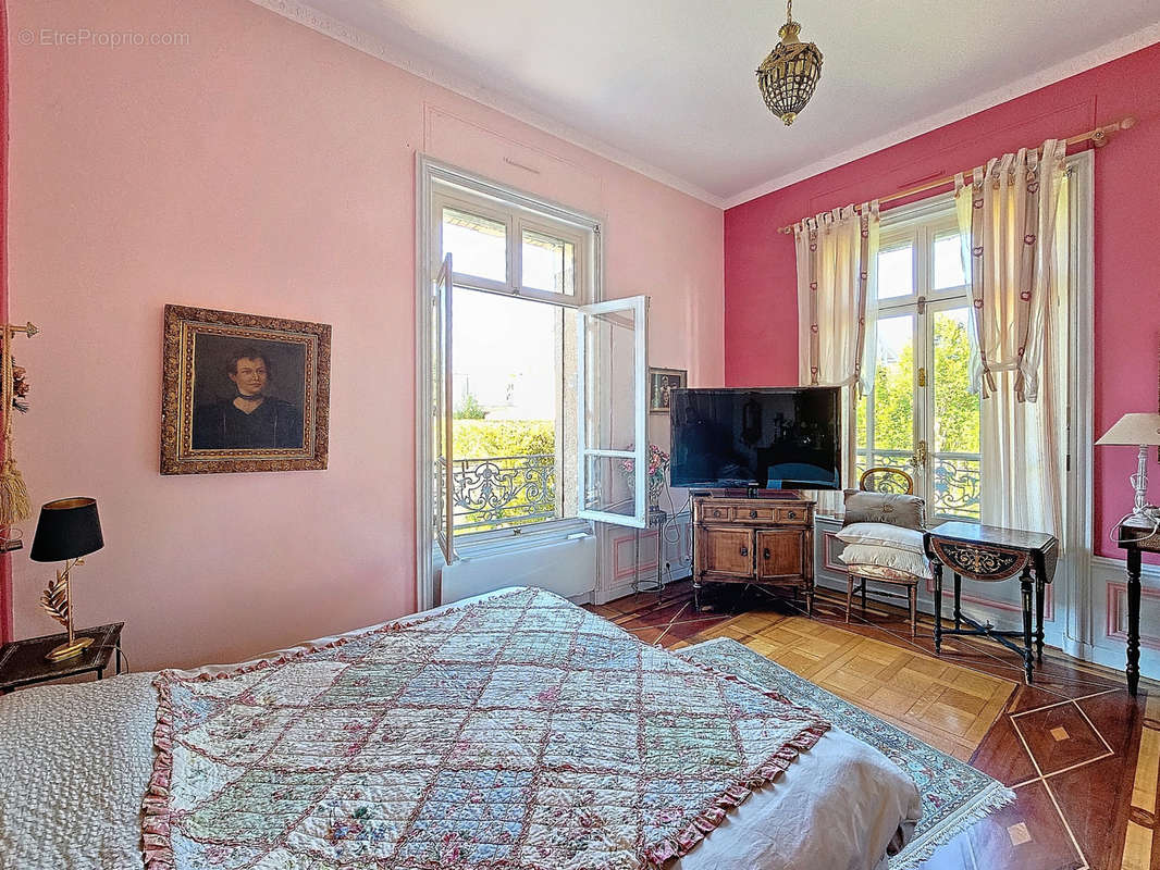 Appartement à FONTAINEBLEAU