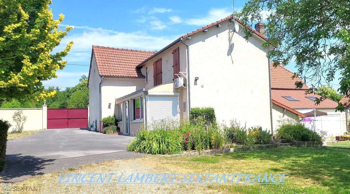 Maison à BEAURIEUX