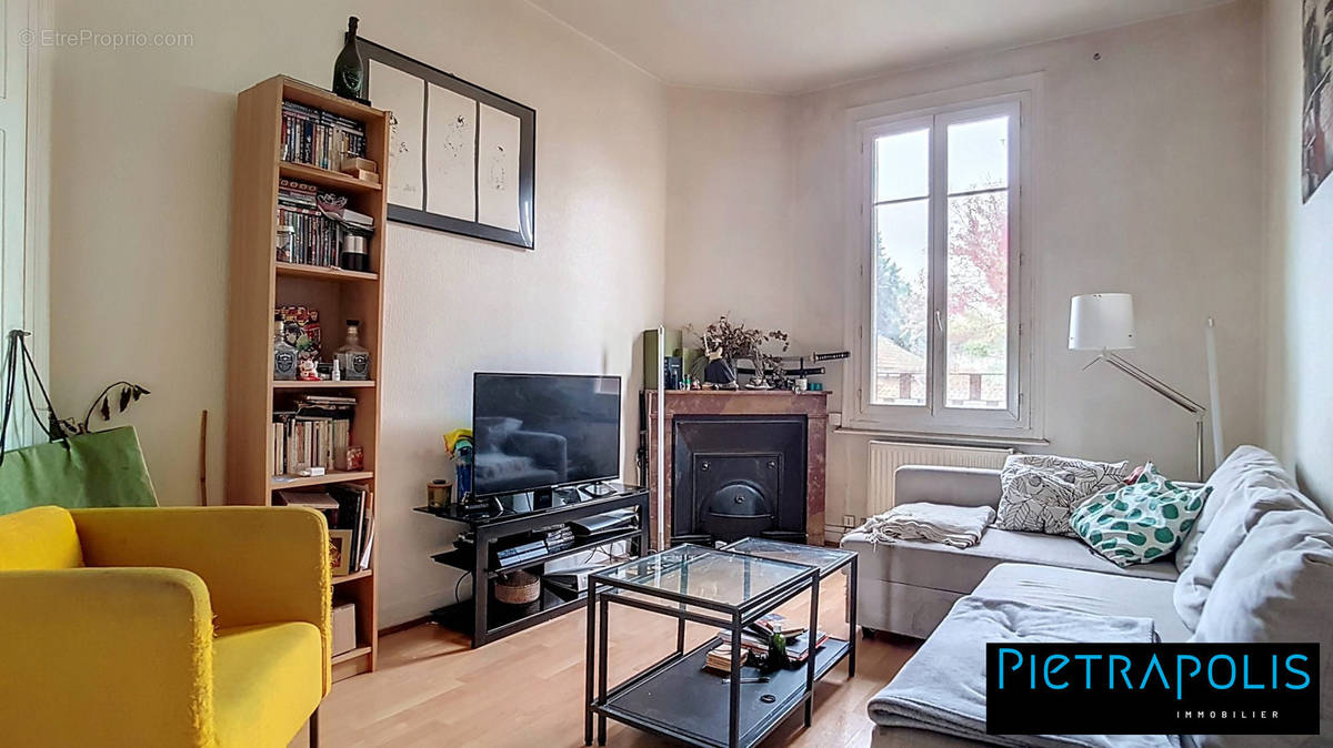 Appartement à LYON-8E