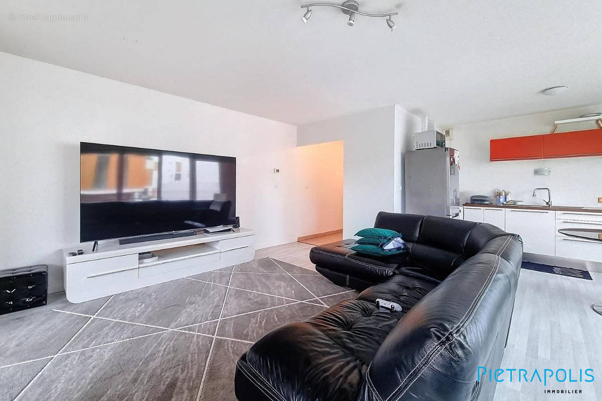 Appartement à LYON-9E