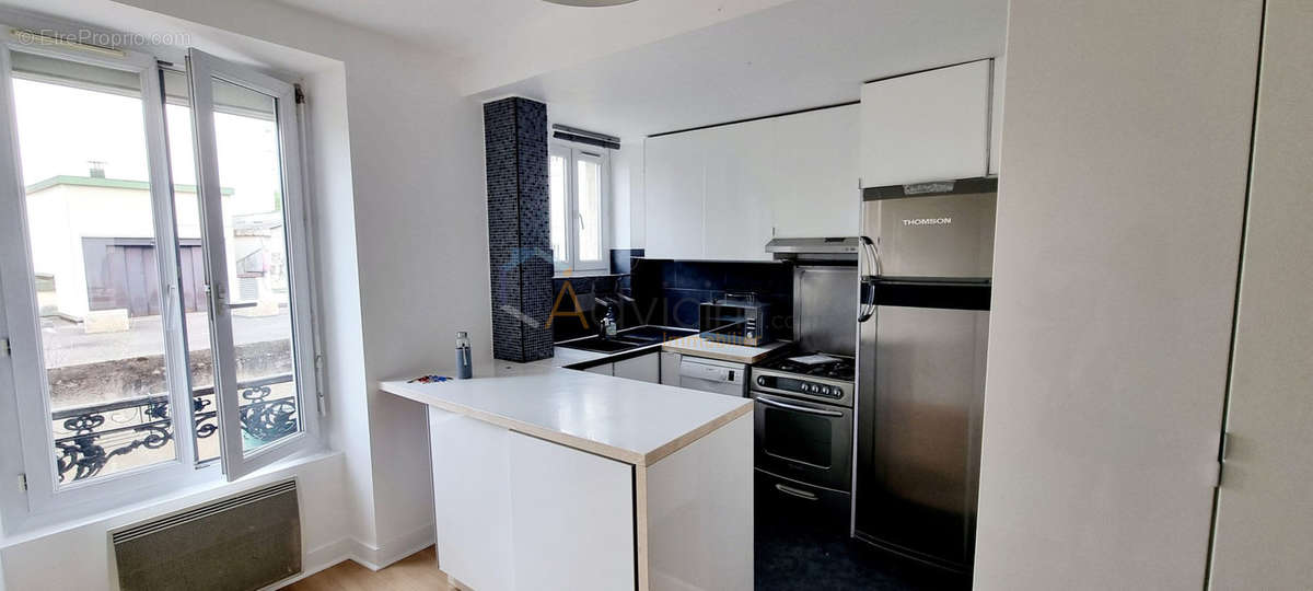 Appartement à PARIS-19E