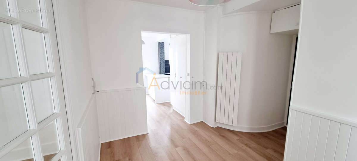 Appartement à PARIS-19E