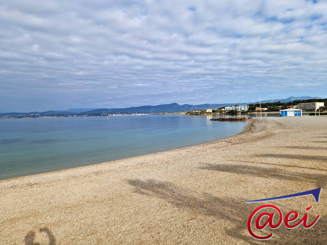 Appartement à SIX-FOURS-LES-PLAGES