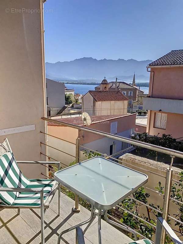 Appartement à CALVI