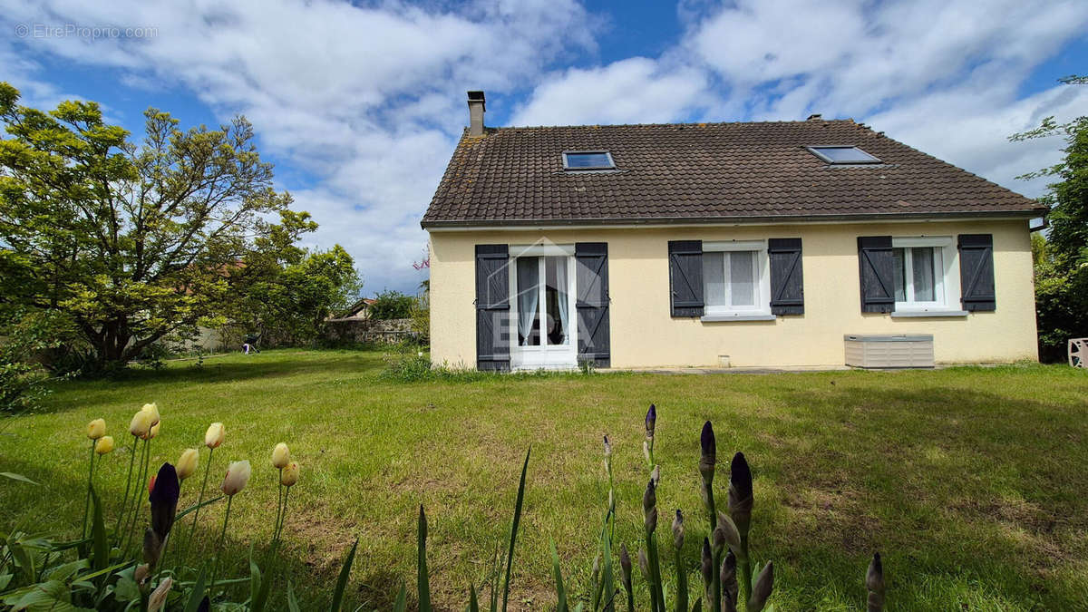 Maison à BRIE-COMTE-ROBERT