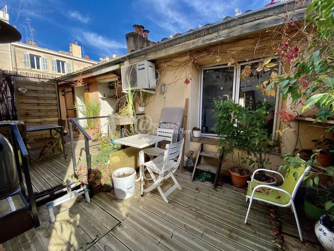 Appartement à MARSEILLE-6E