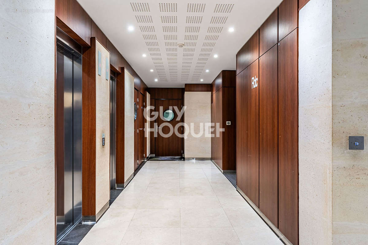 Appartement à SURESNES