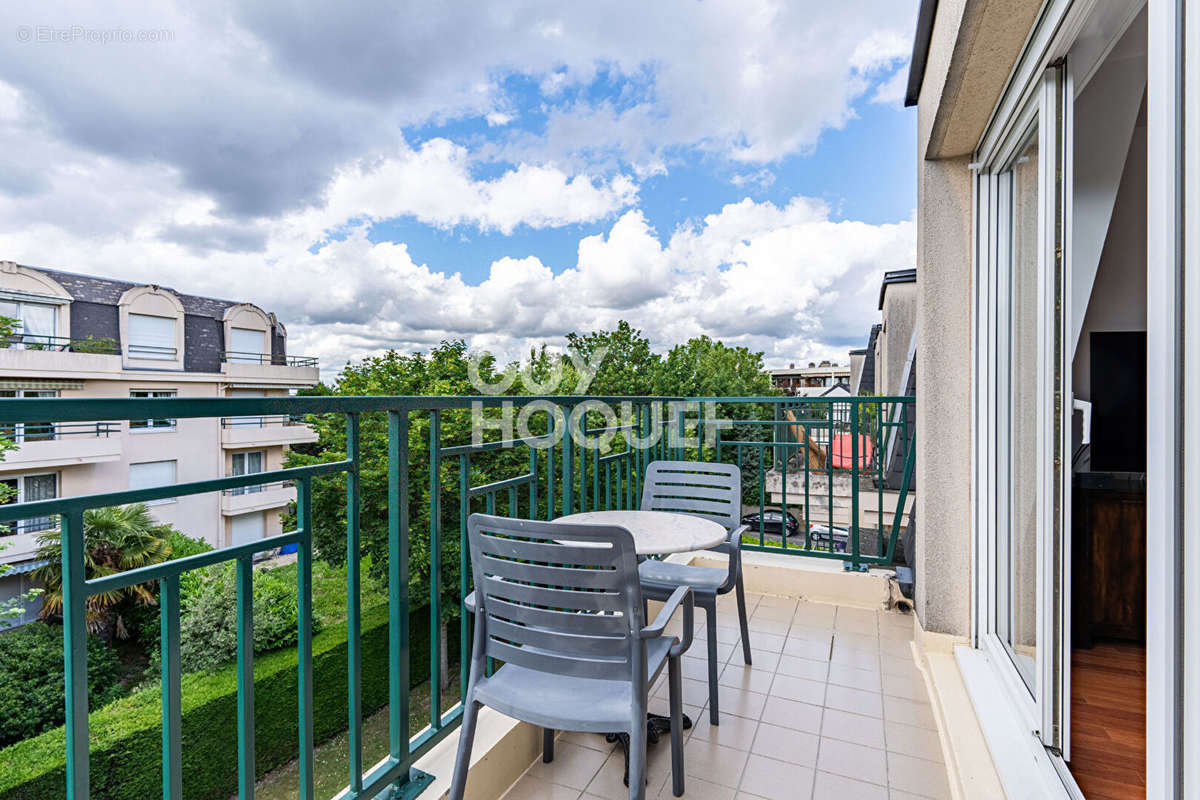 Appartement à CARRIERES-SUR-SEINE