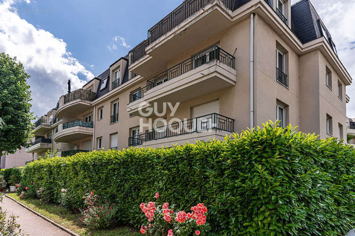 Appartement à CARRIERES-SUR-SEINE