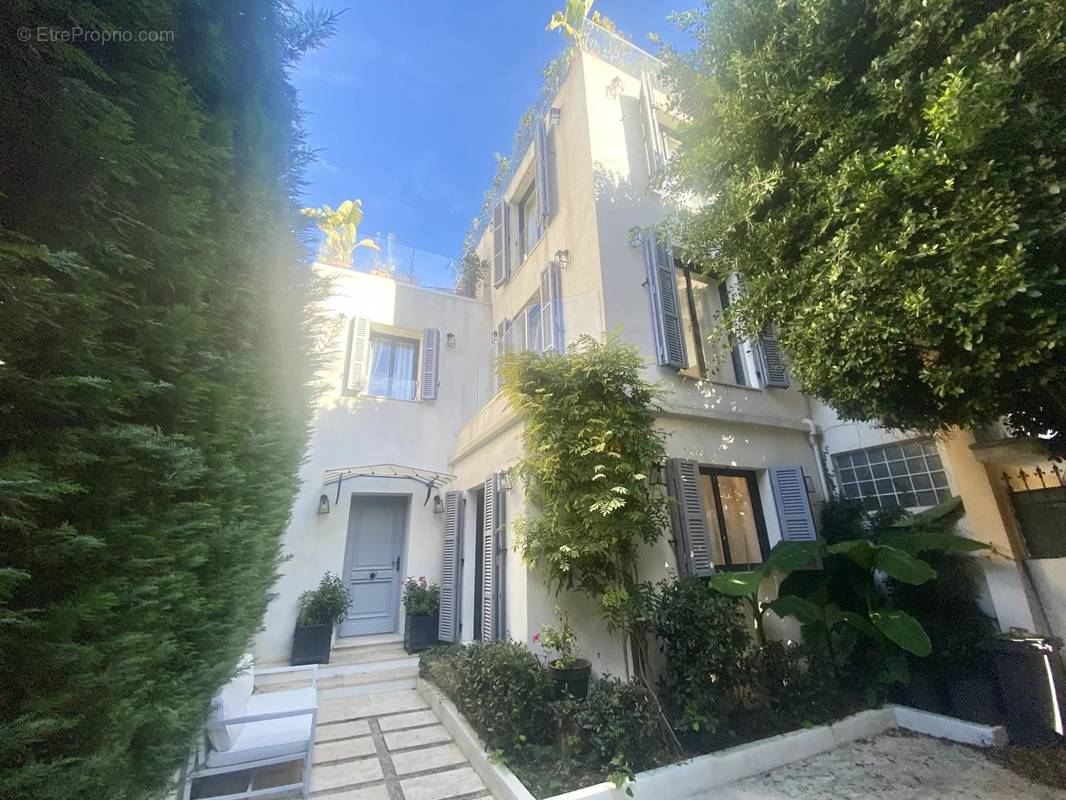 Maison à SAINT-JEAN-CAP-FERRAT