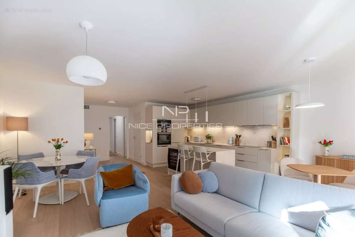 Appartement à NICE