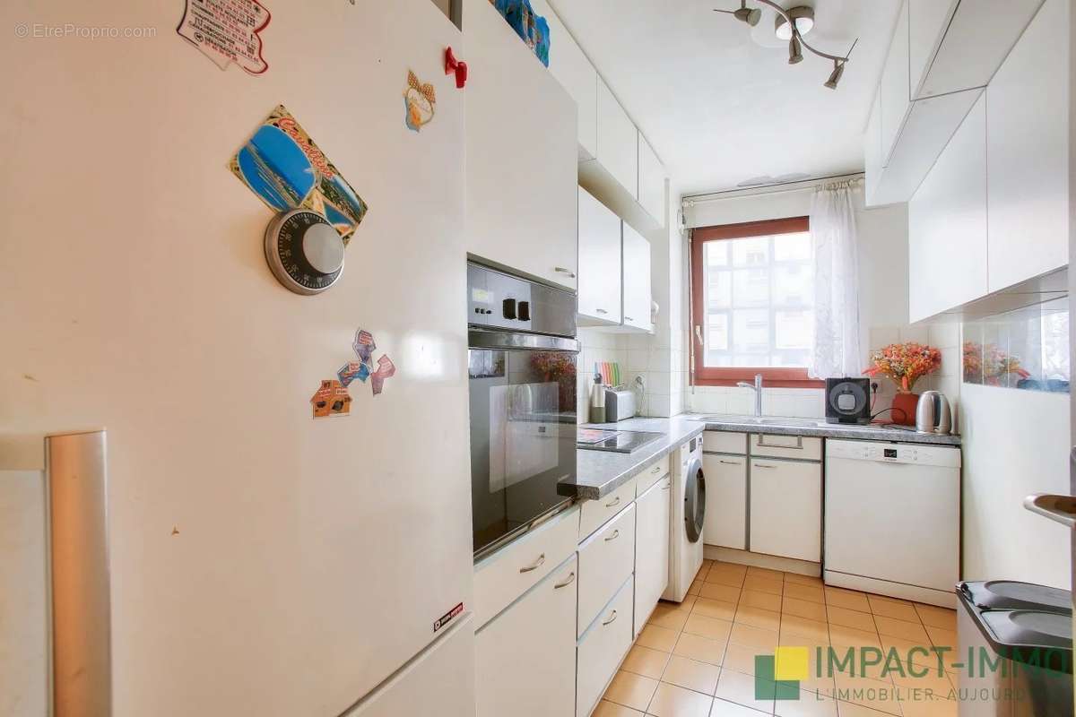 Appartement à COURBEVOIE