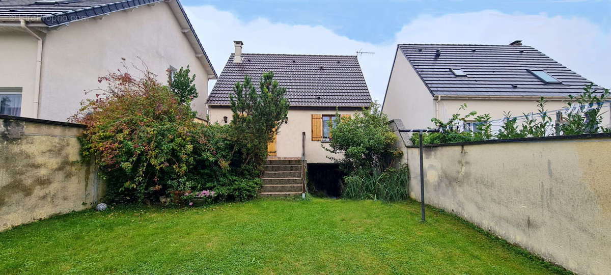 Maison à TREMBLAY-EN-FRANCE