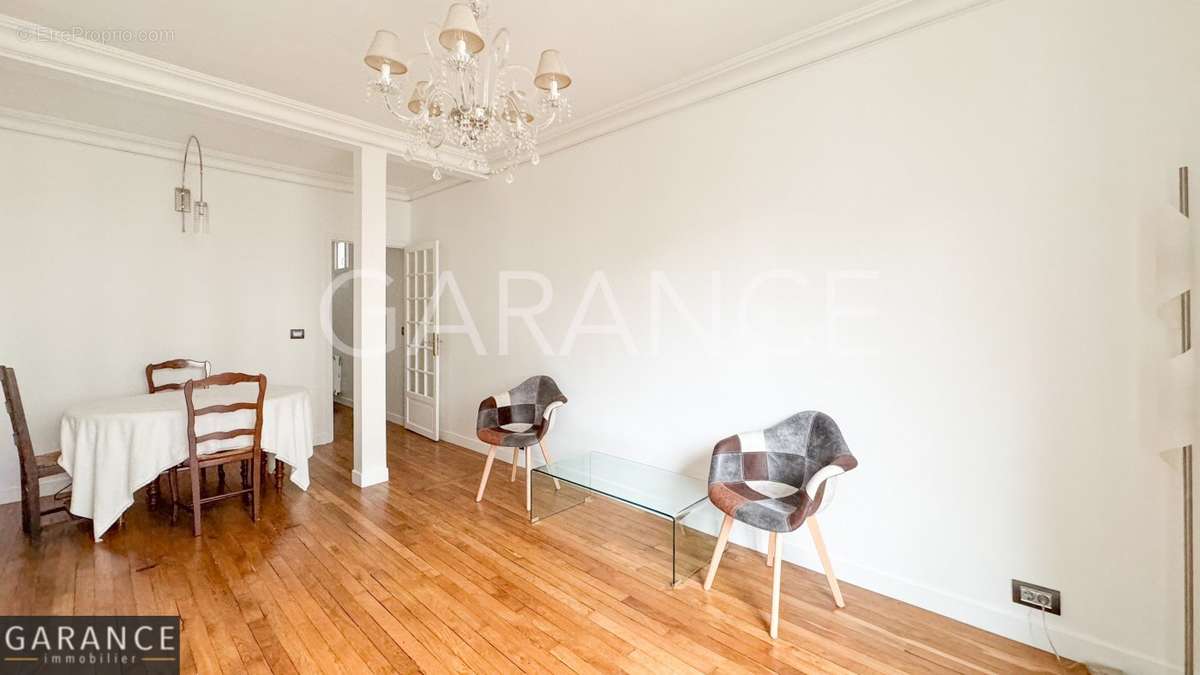 Appartement à PARIS-12E