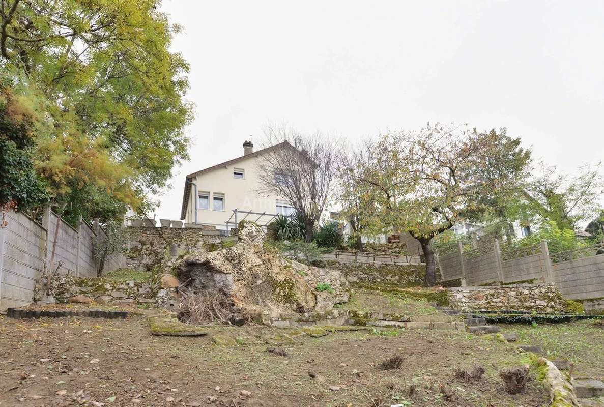 Maison à VILLENEUVE-SAINT-GEORGES