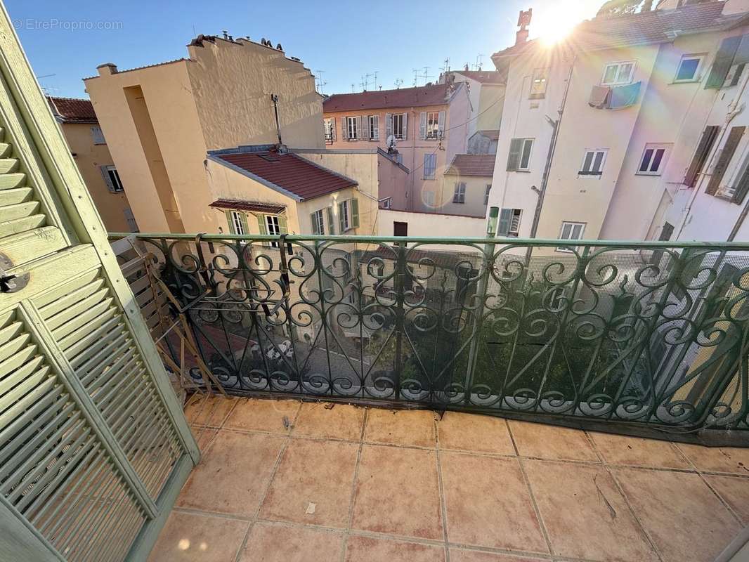 Appartement à MENTON