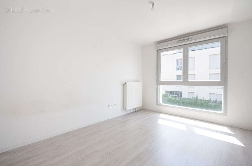 Appartement à GENNEVILLIERS