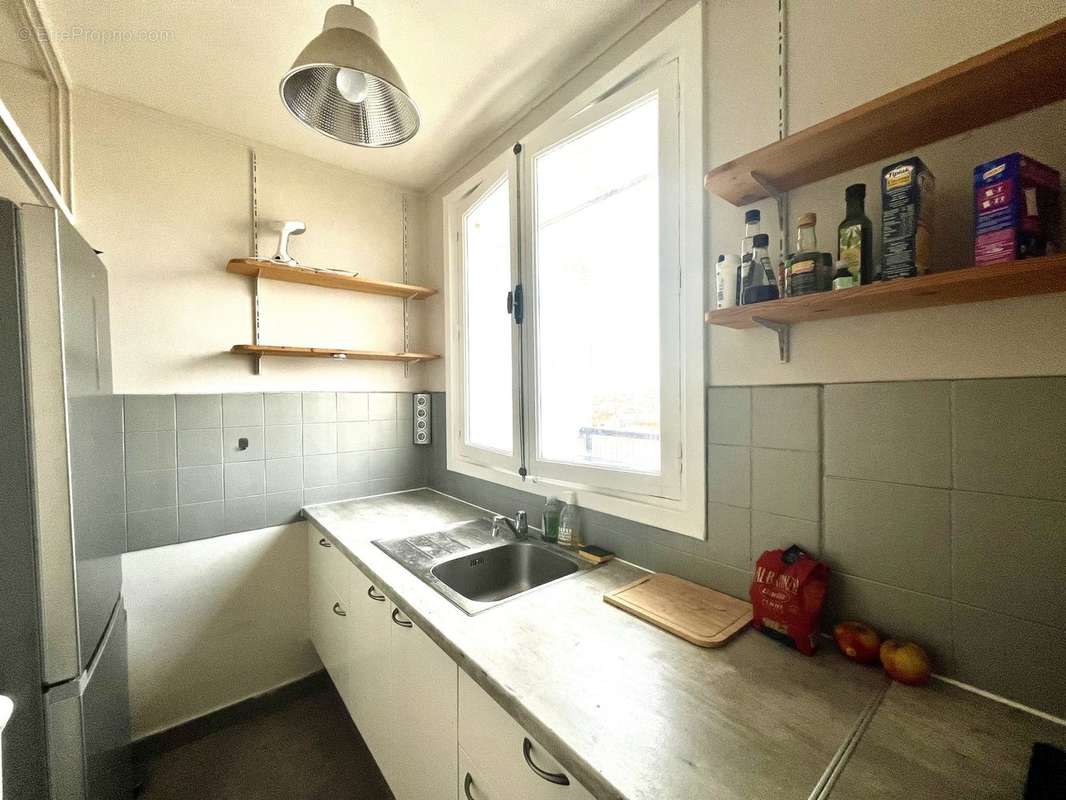 Appartement à PARIS-14E