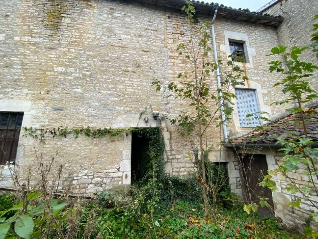 Maison à CHALVRAINES