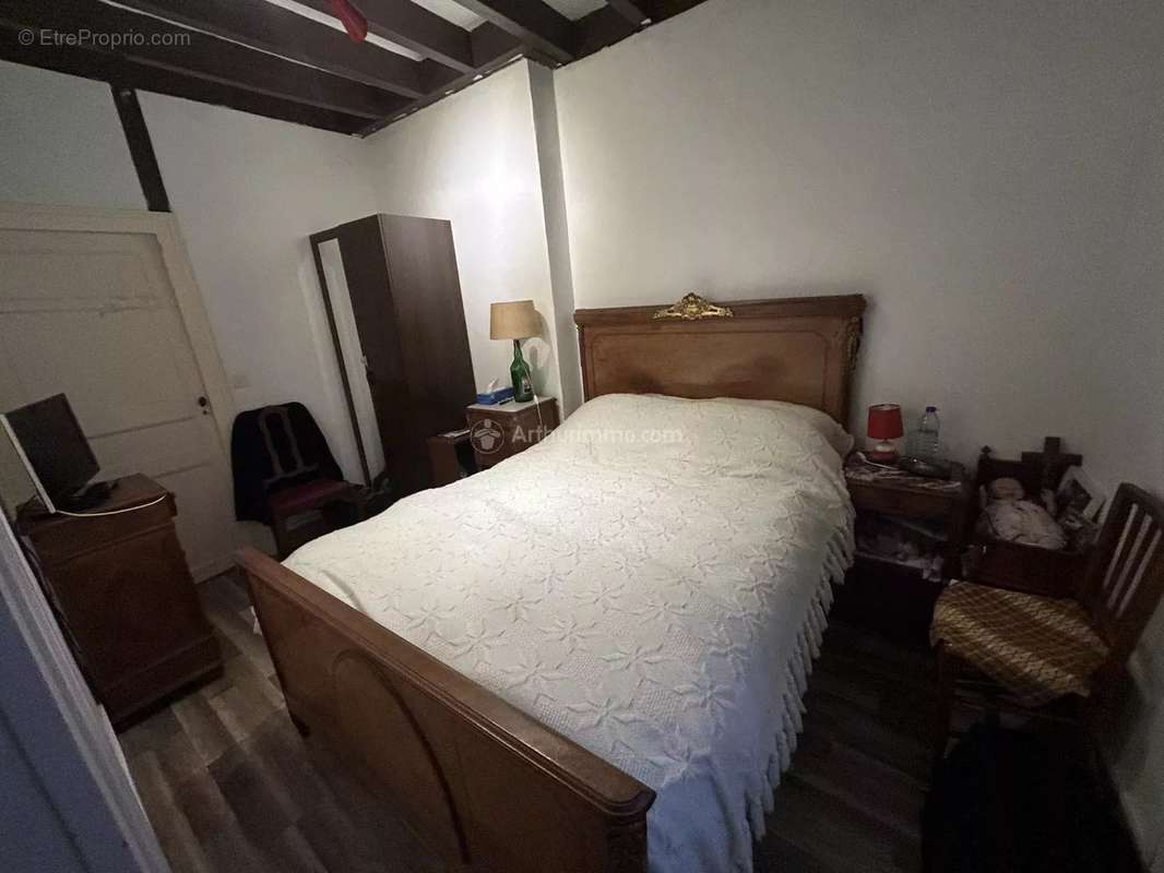 Appartement à LA CHARTRE-SUR-LE-LOIR