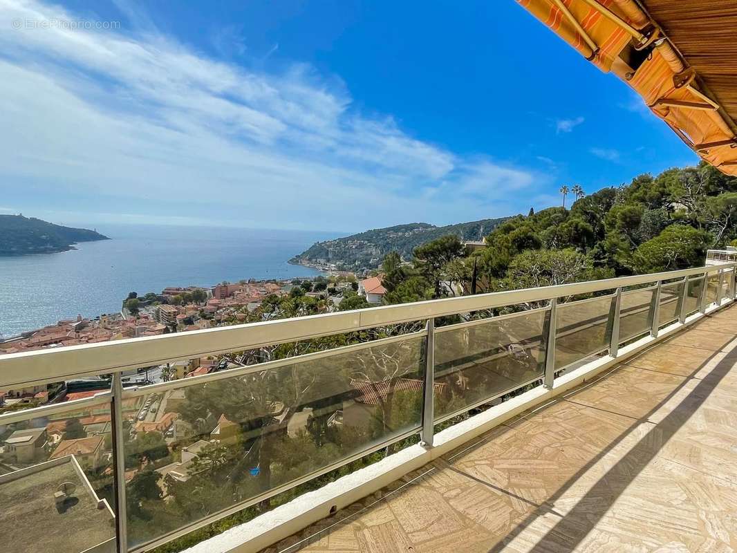 Appartement à VILLEFRANCHE-SUR-MER