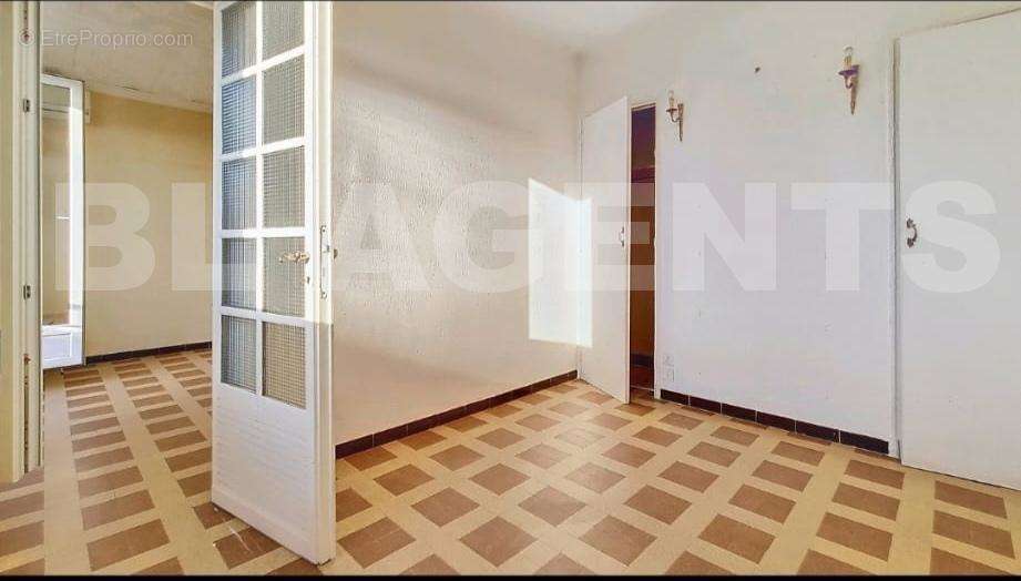 1 - Appartement à MARSEILLE-12E