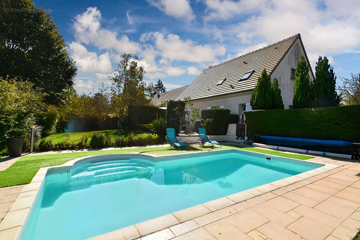 Maison à MONTFORT-L&#039;AMAURY