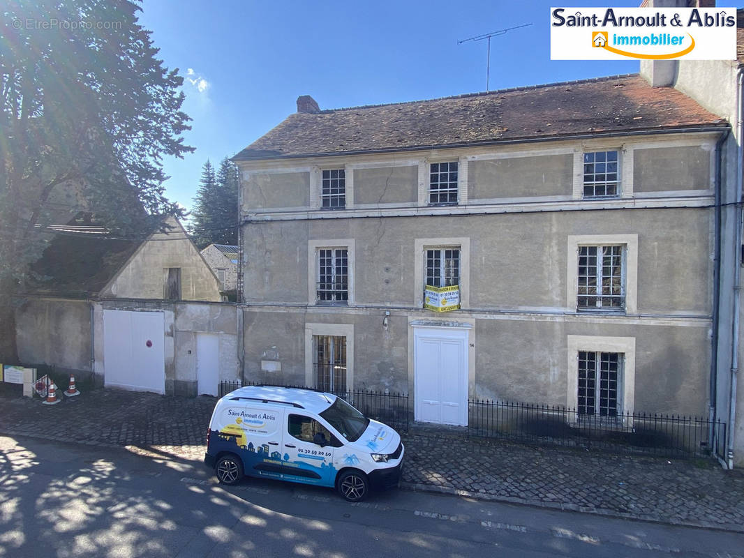 Maison à ROCHEFORT-EN-YVELINES