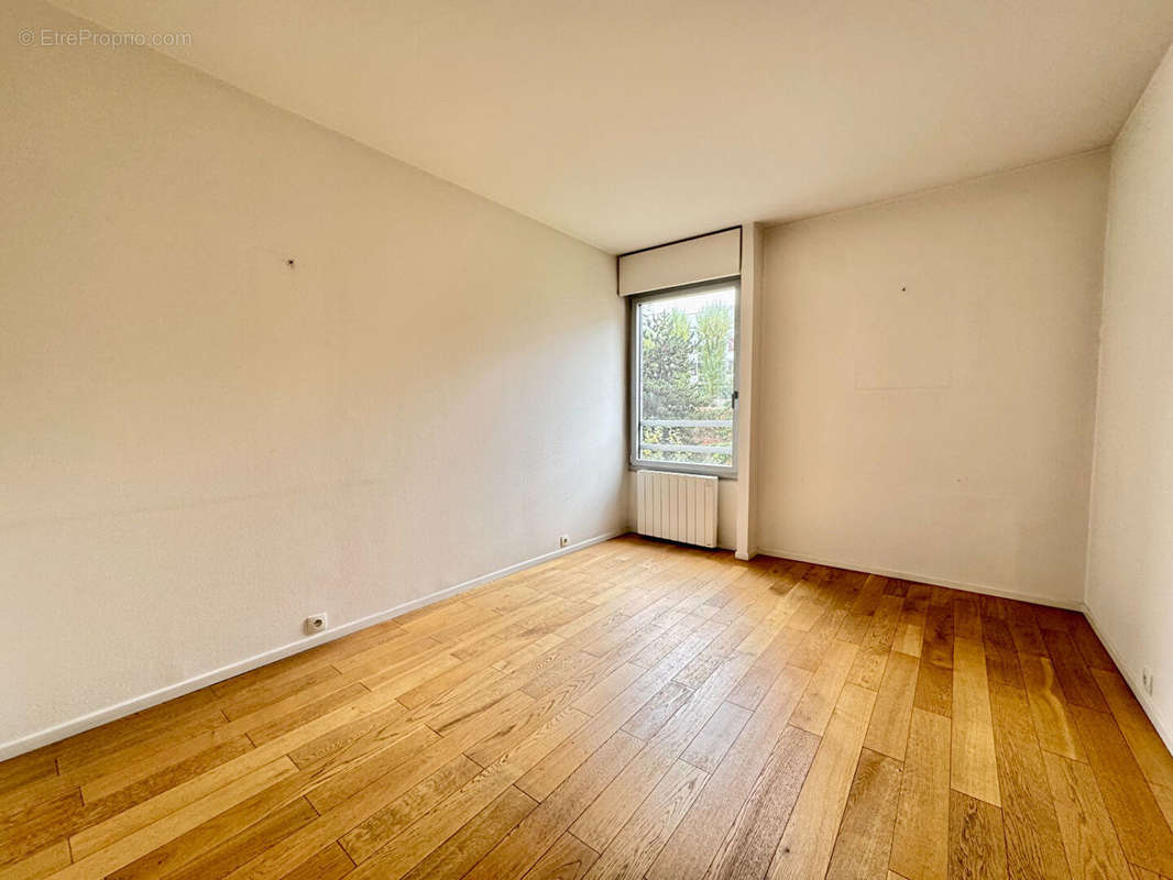 Appartement à PARIS-10E